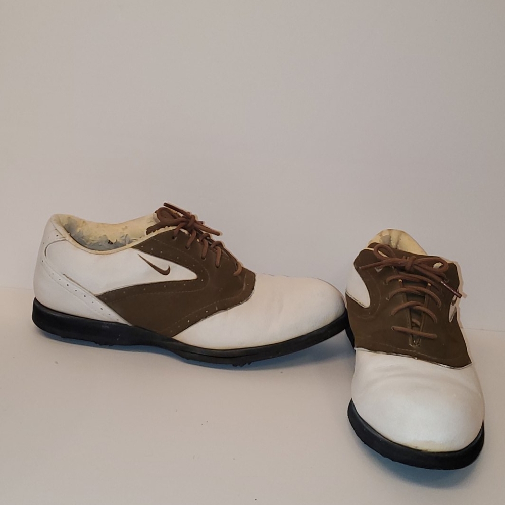 Rare Vintage 1980's Nike Golf Shoes